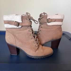 Fall heeled boots